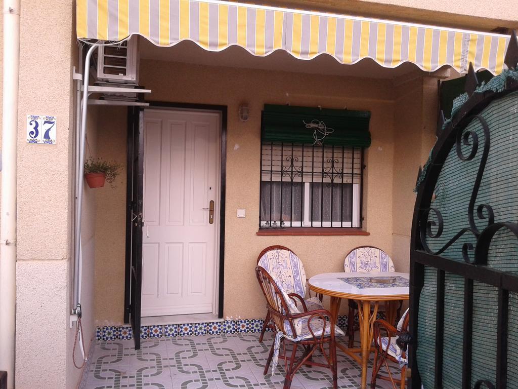 Apartement A La Mata ตอร์เรเวียคา ภายนอก รูปภาพ