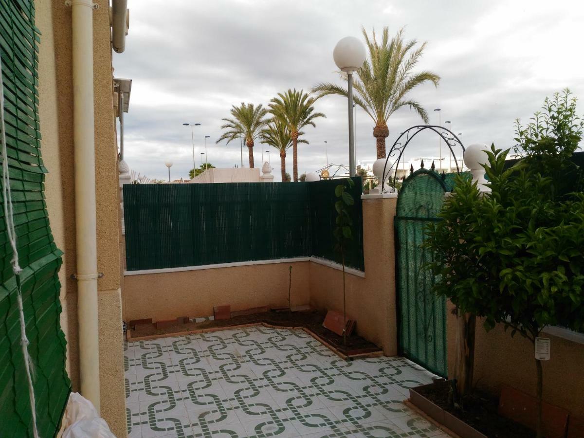 Apartement A La Mata ตอร์เรเวียคา ภายนอก รูปภาพ